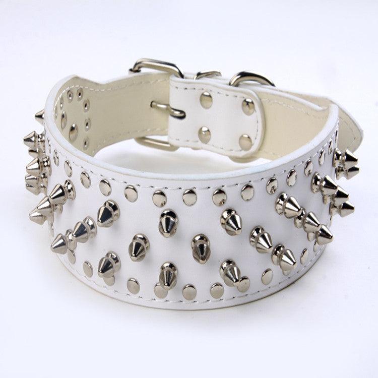 Rugged Rivet-Embellished Collar For Large Dogs