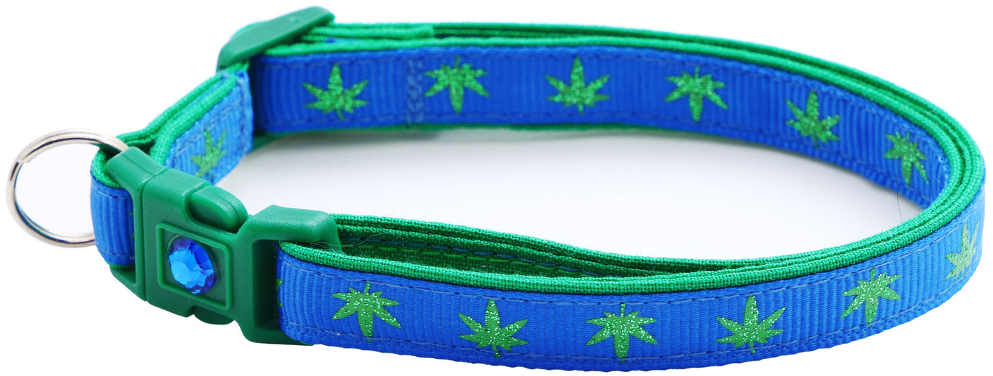 Marijuana Leaves Breakaway Cat Collar