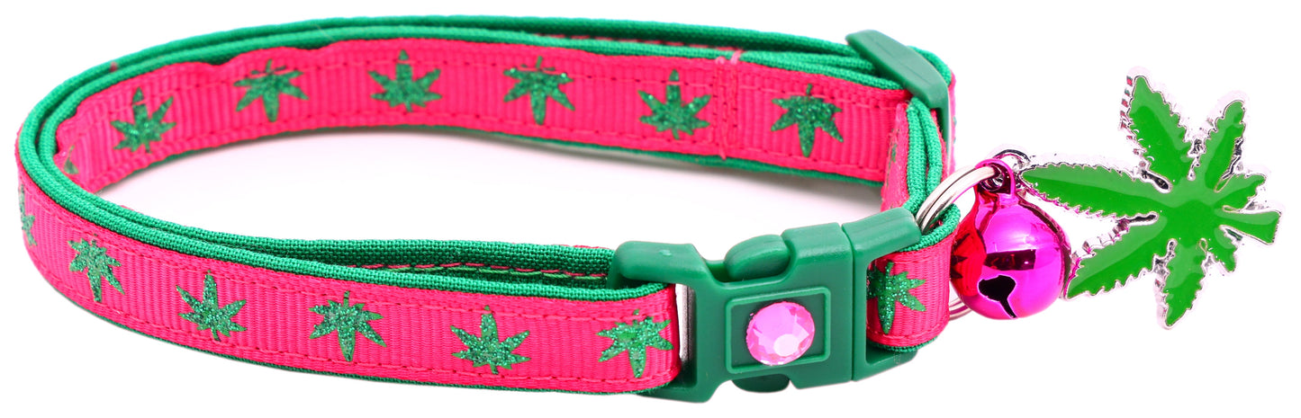 Marijuana Leaves Breakaway Cat Collar