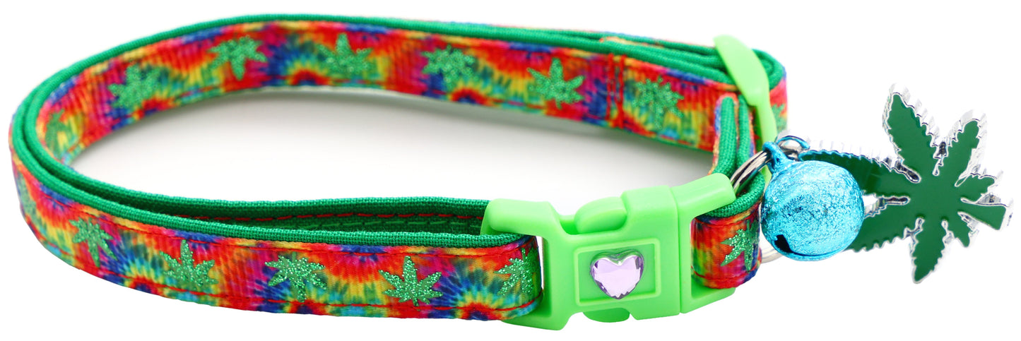 Marijuana Leaves Breakaway Cat Collar