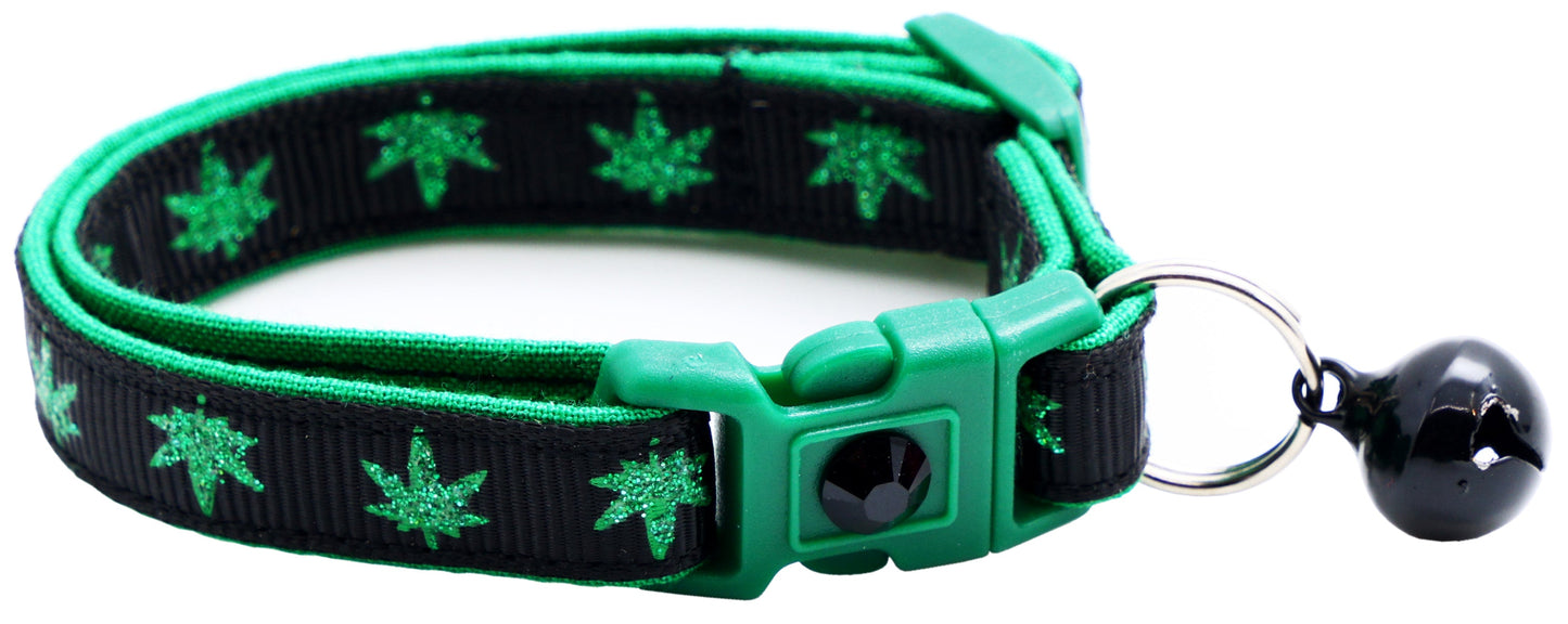 Marijuana Leaves Breakaway Cat Collar