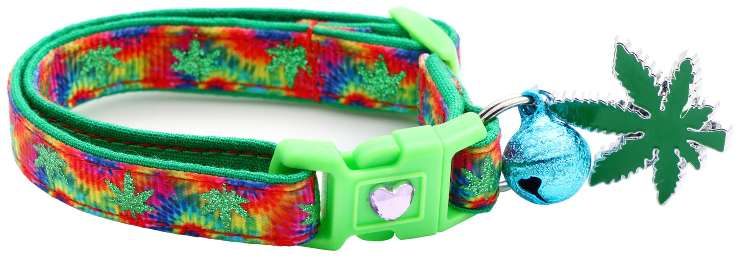 Marijuana Leaves Breakaway Cat Collar